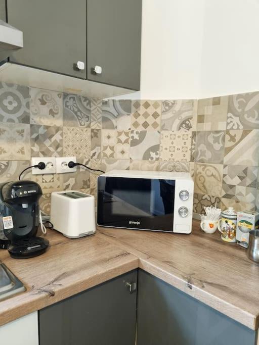 Cozy Apartment Near City Center 부쿠레슈티 외부 사진