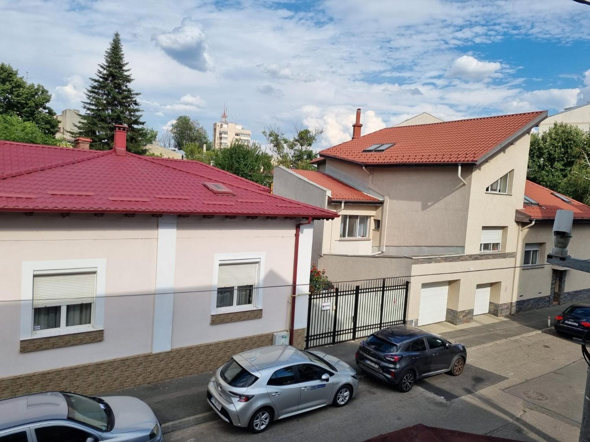 Cozy Apartment Near City Center 부쿠레슈티 외부 사진